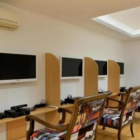 Granada Residence, *