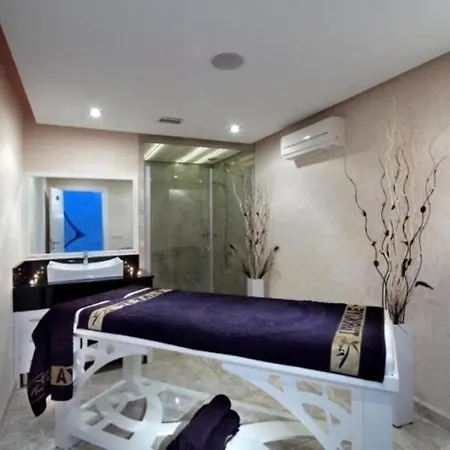 Apartament Granada Residence, *
